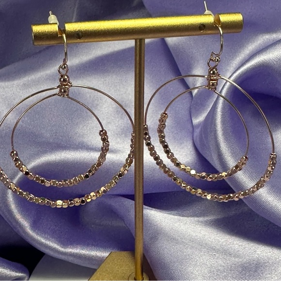 Rose Gold Hoop Dangle Earrings – Double Circle Beaded Drops – Lightweight NWT - Picture 5 of 9